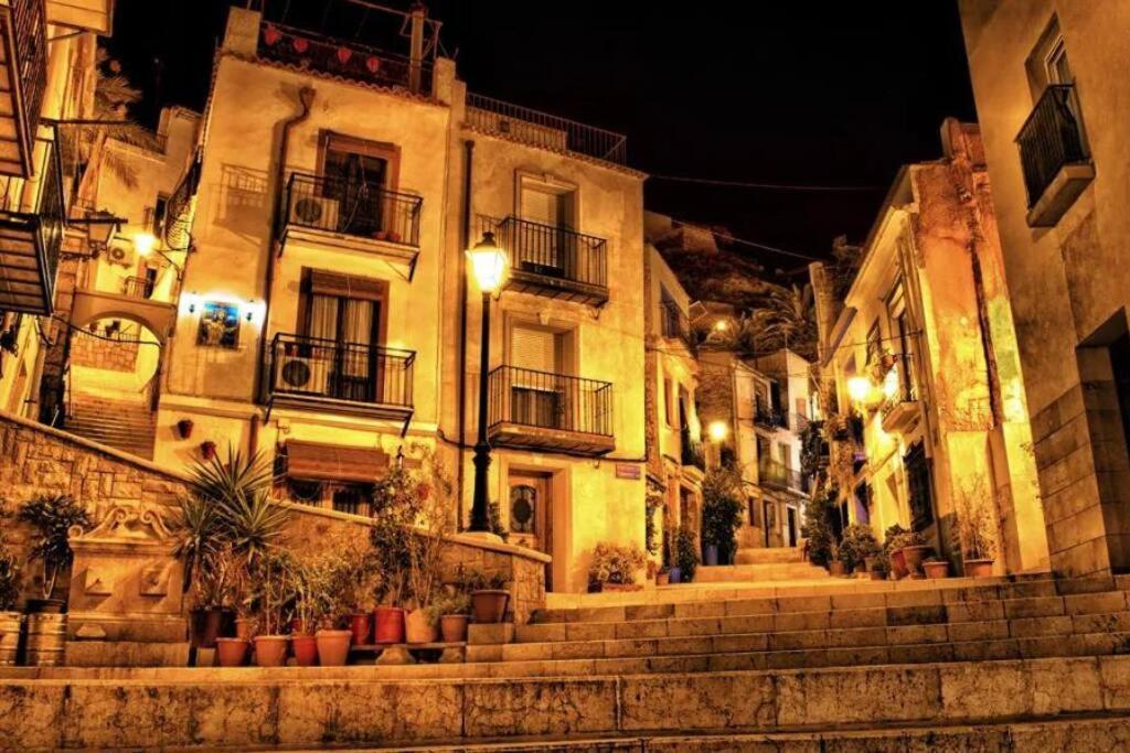 Apartamento En Zona De Ocio Casco Antiguo 알리칸테 외부 사진