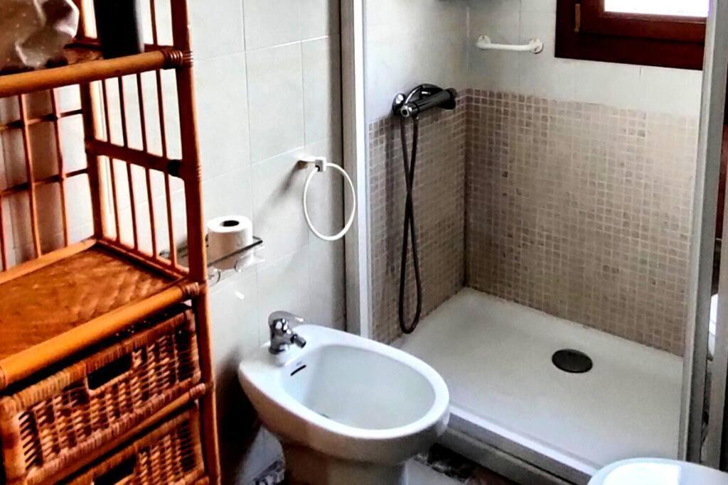 Apartamento En Zona De Ocio Casco Antiguo 알리칸테 외부 사진